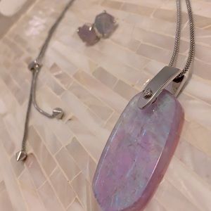 Kendra Scott necklace and stud earrings